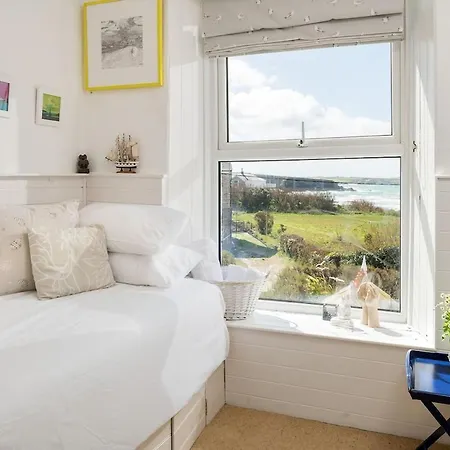 Beautiful Family House With Amazing Sea Views Holiday home