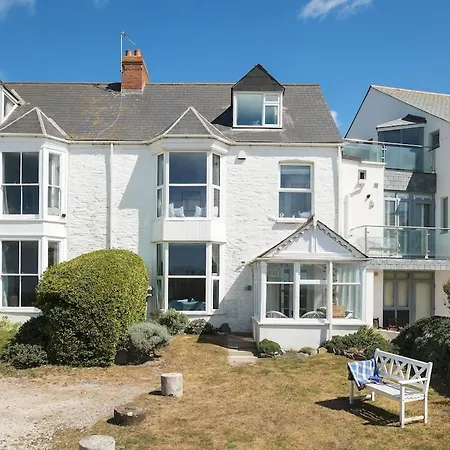 Beautiful Family House With Amazing Sea Views Holiday home