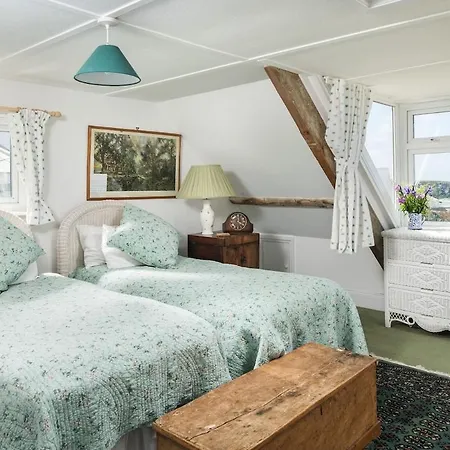 Beautiful Family House With Amazing Sea Views